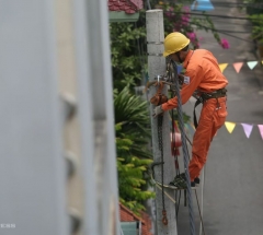 Bộ Công Thương đề xuất năm nay tăng tiếp giá điện